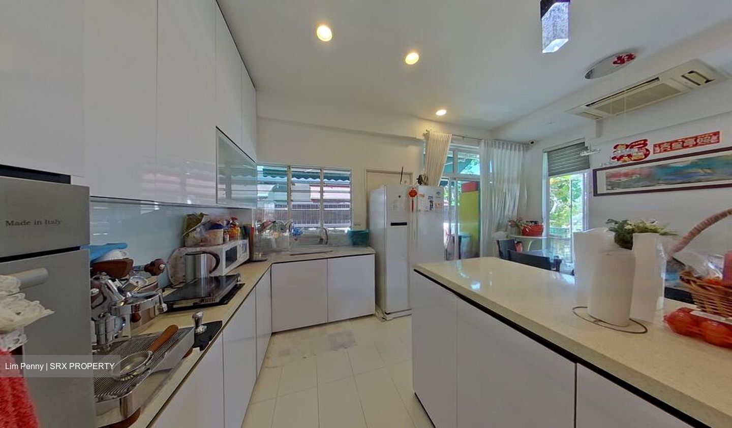 Changi South Lane (D16), Terrace #473624371